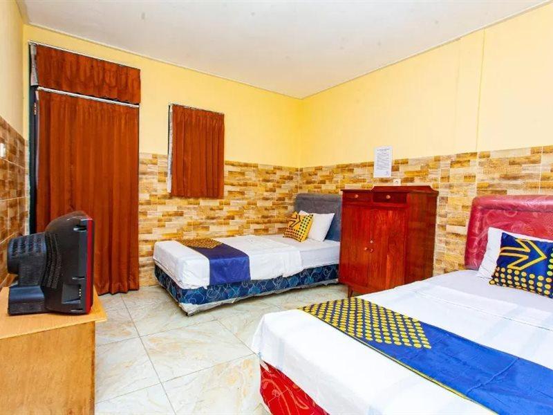 The Paragon Hotel Cilacap Redpartner Ngoại thất bức ảnh