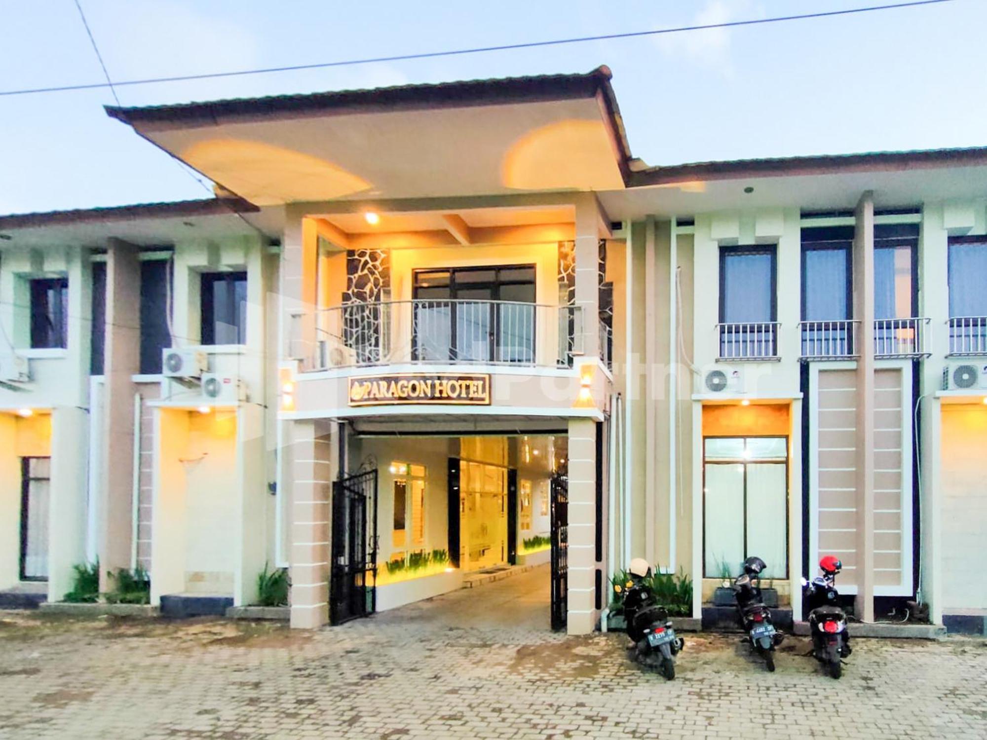 The Paragon Hotel Cilacap Redpartner Ngoại thất bức ảnh