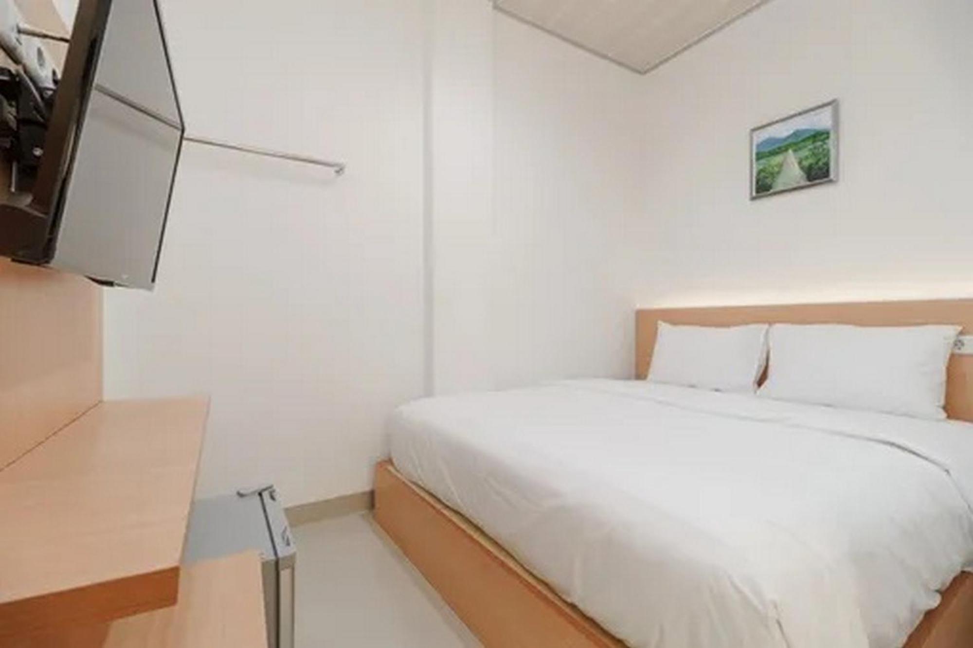 The Paragon Hotel Cilacap Redpartner Ngoại thất bức ảnh