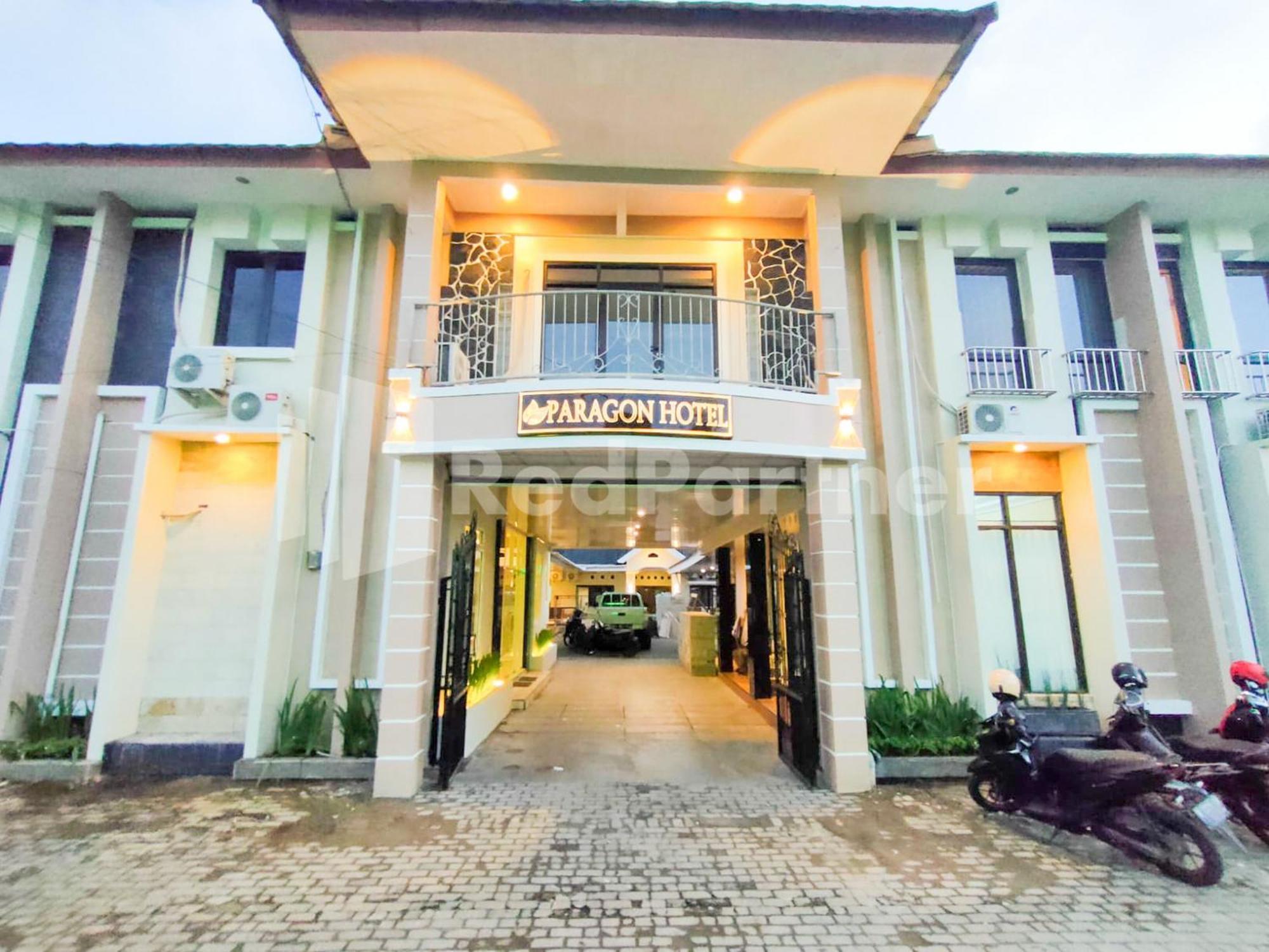 The Paragon Hotel Cilacap Redpartner Ngoại thất bức ảnh